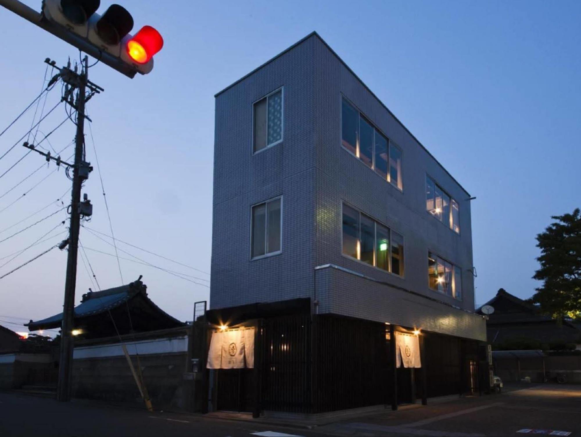 Hakata Gofukumachi Hostel Takataniya Fukuoka  Exterior foto