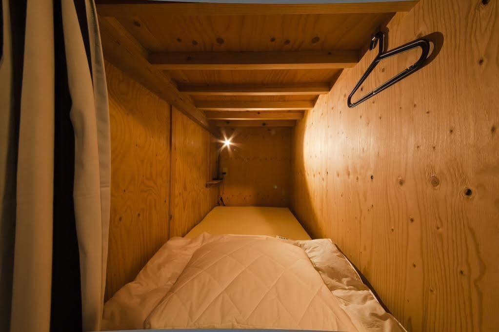Hakata Gofukumachi Hostel Takataniya Fukuoka  Exterior foto